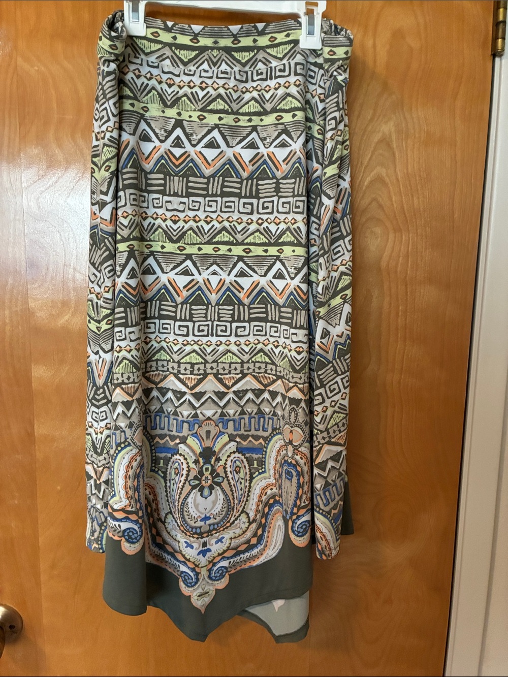 Chico’s Boho Tribal Print Maxi Skirt in Olive, Blue & Cream Sz 2